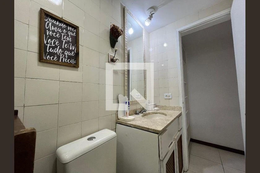Furnished apartment, 86 m², with a glass-enclosed balcony — photo 34