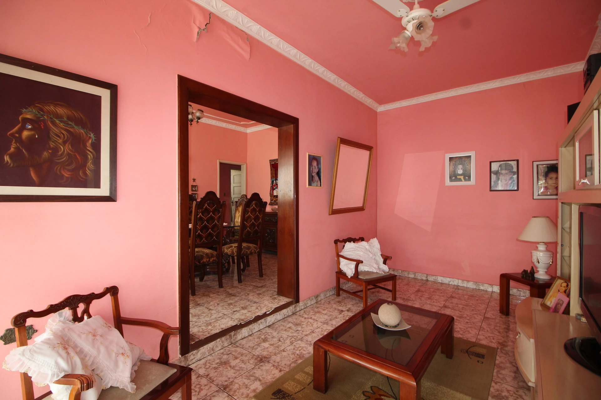 Furnished 3-bedroom house with a private garden — photo 8