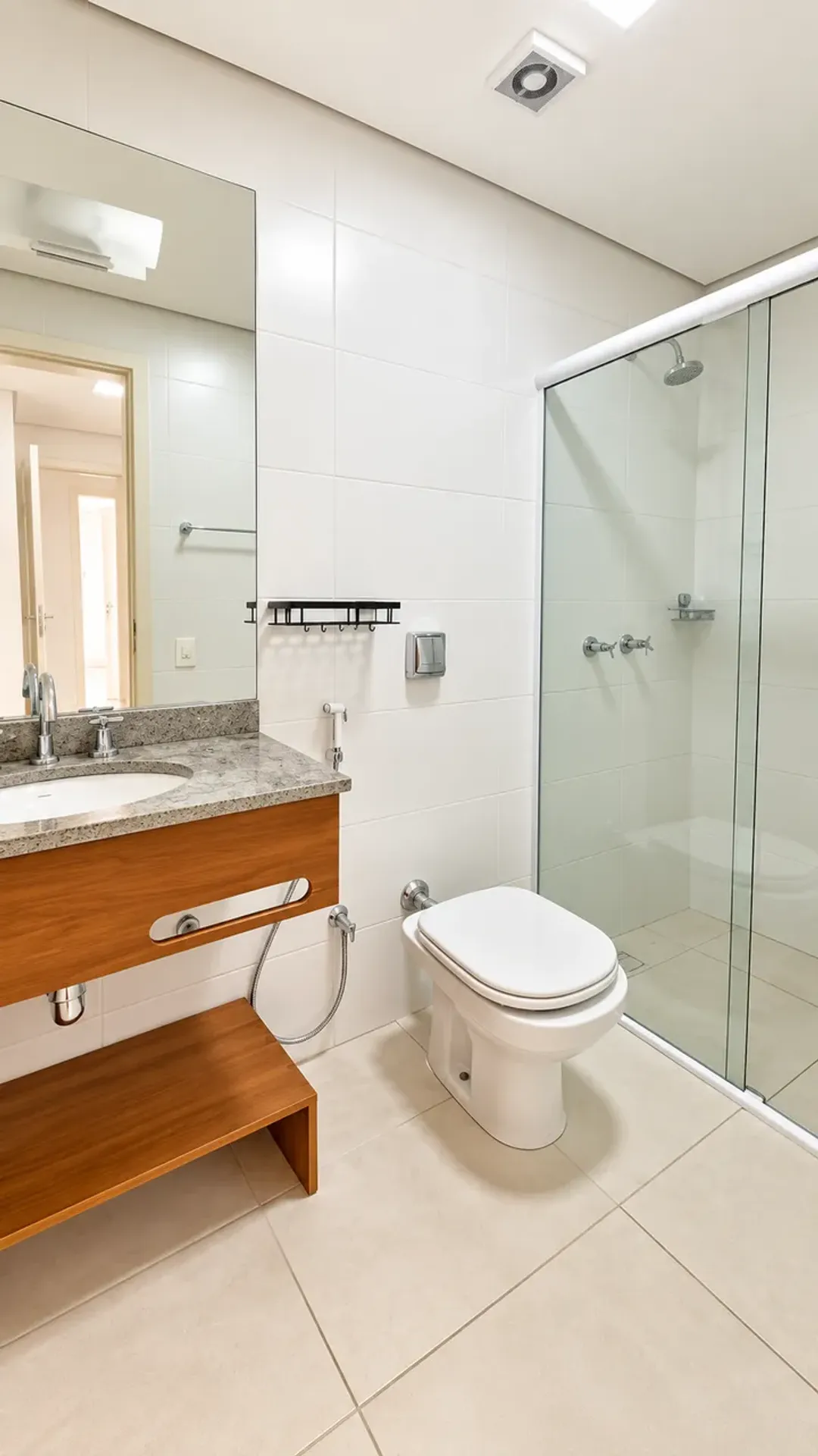 3-bedroom apartment in a building with a sauna — photo 5