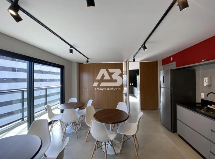 Apartamento mobiliado de 1 quarto com cozinha em conceito aberto — photo 4