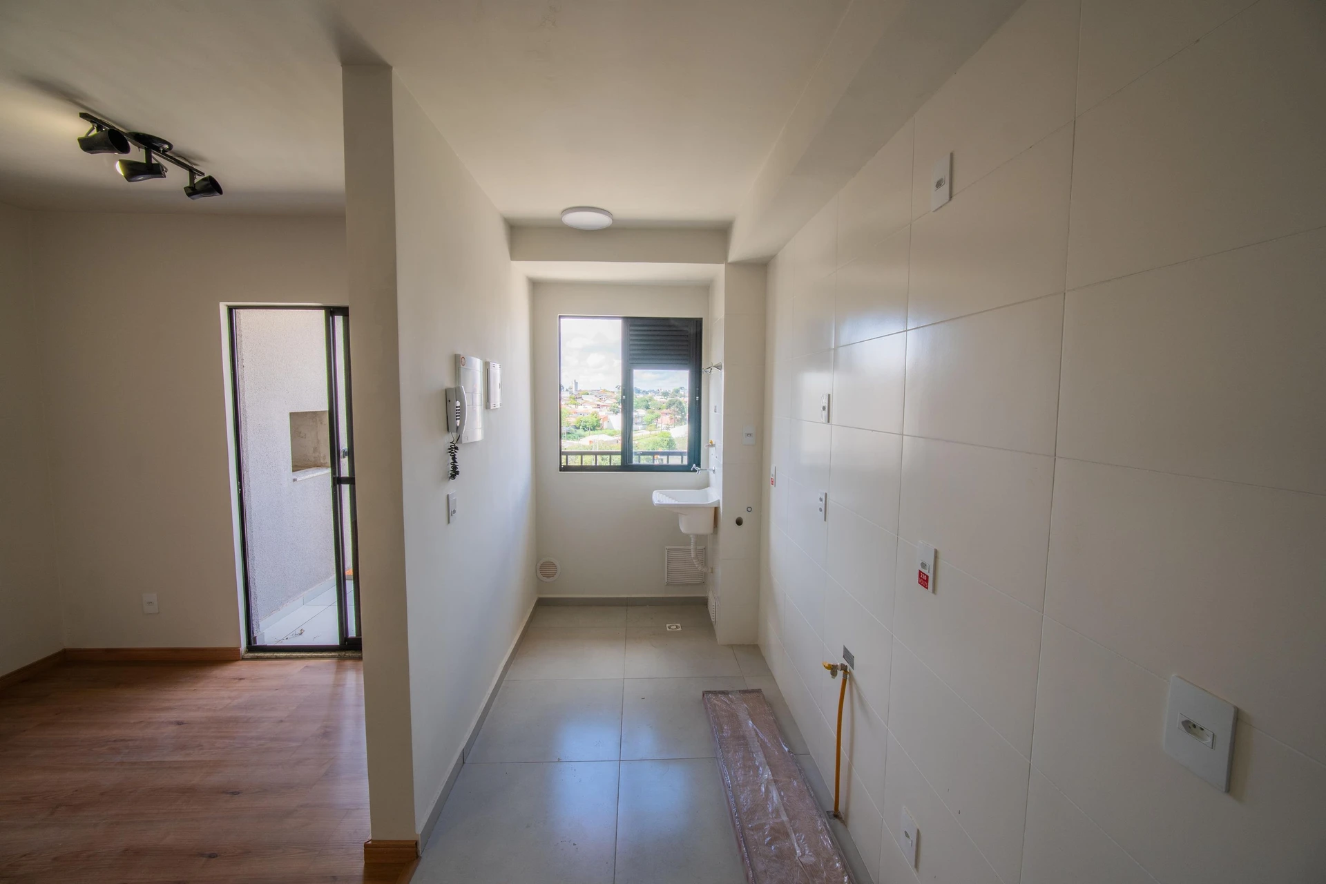 2-bedroom apartment in a building with a sauna — photo 21
