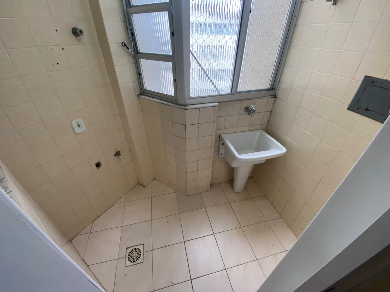 Apartment on the 4th floor with a private BBQ — photo 9