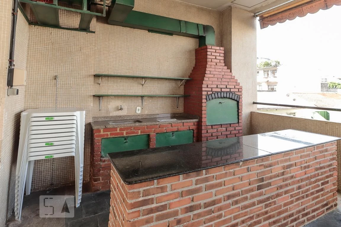 2-bedroom apartment with private BBQ and suite — photo 3