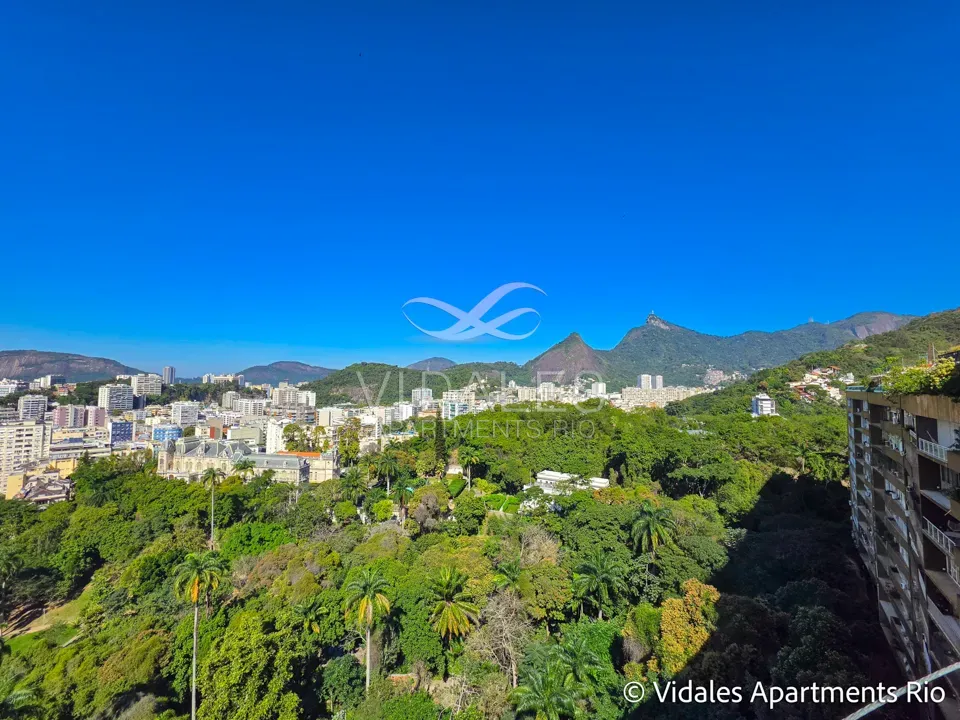 Furnished 715 m² apartment with 4 en-suite bedrooms — photo 65