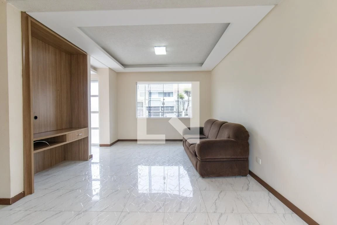3-bedroom house with a private pool in Curitiba — photo 5