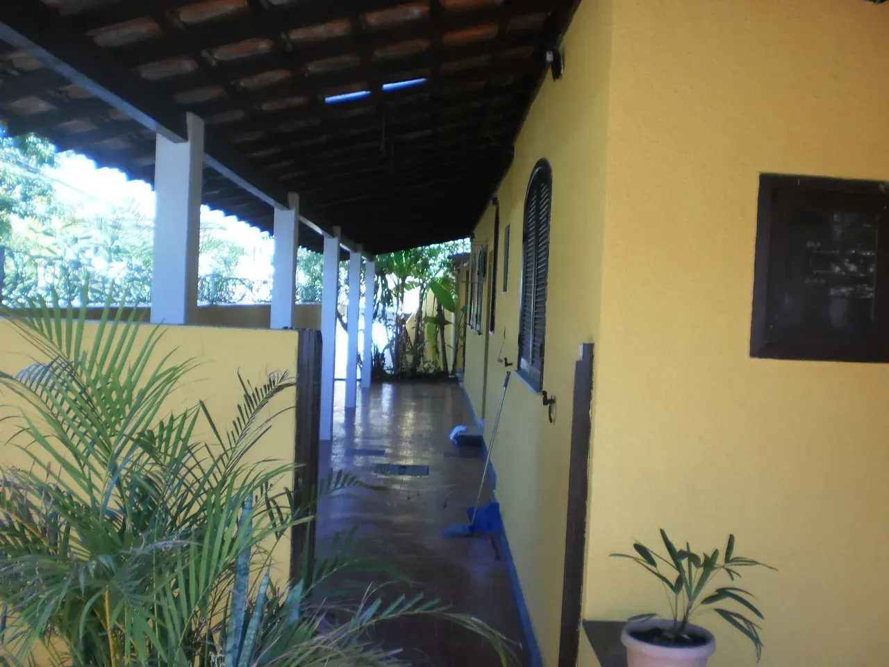 Casa sem mobília com 3 quartos e 2 banheiros — photo 7