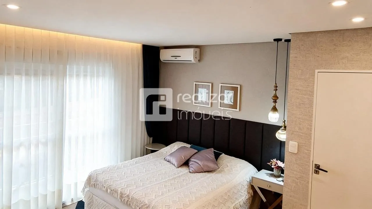 3-bedroom house with a water view in Florianópolis — photo 9