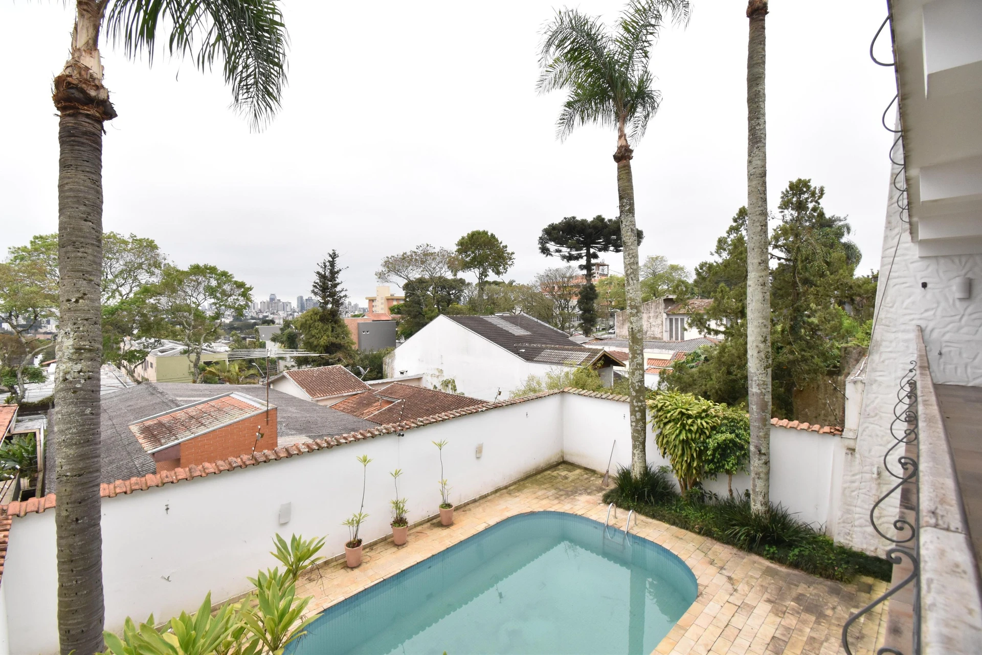 Casa mobiliada com 5 quartos e 3 suítes — photo 25