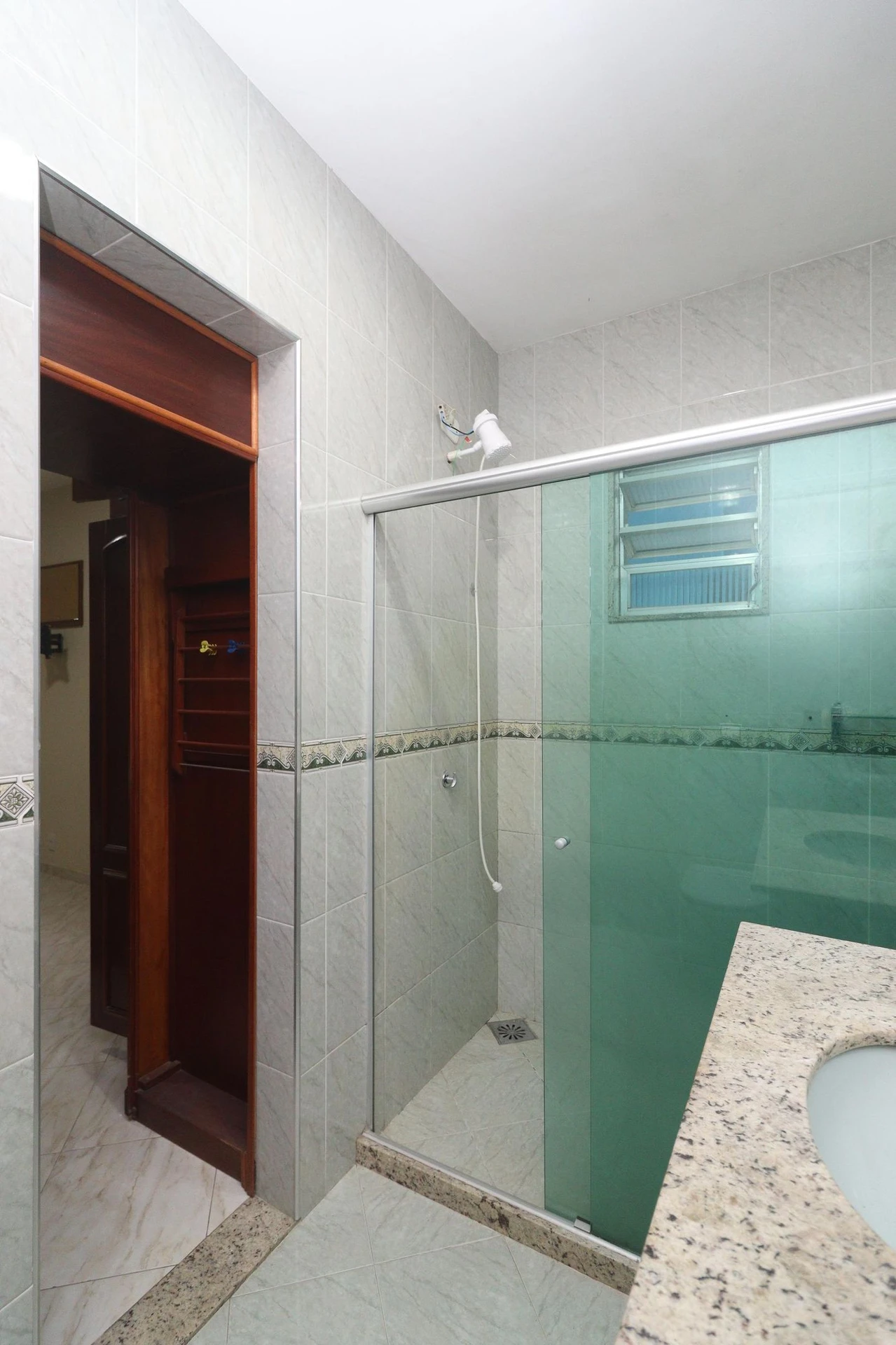 3-bedroom house with a garden in Rio de Janeiro — photo 11