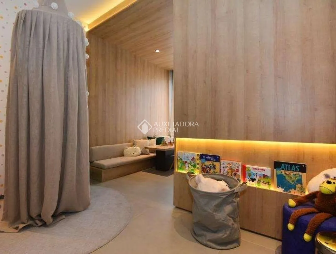 2-bedroom apartment in a building with a gym — photo 37