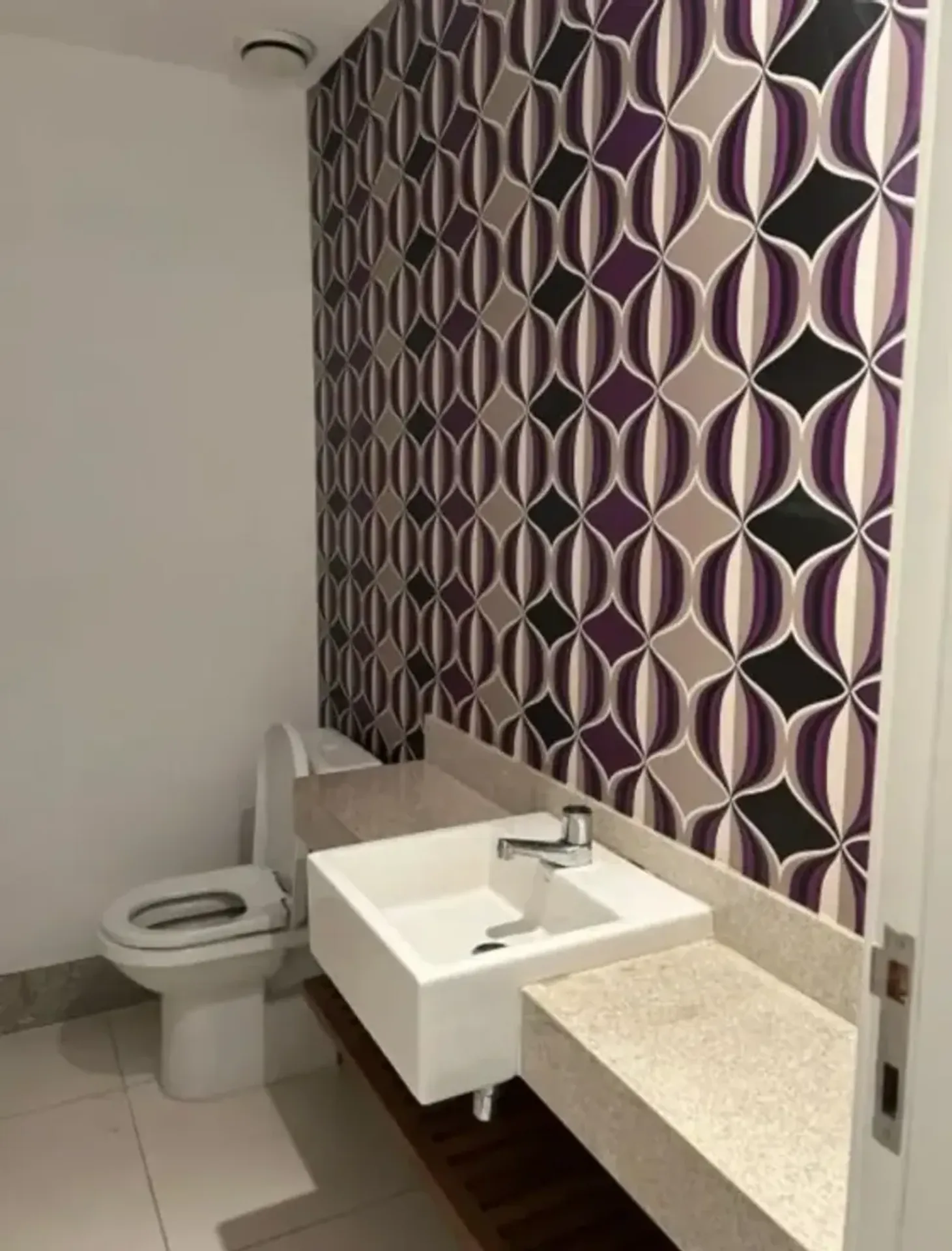 Apartamento com 4 quartos e 5 banheiros, fogão a gás — photo 12