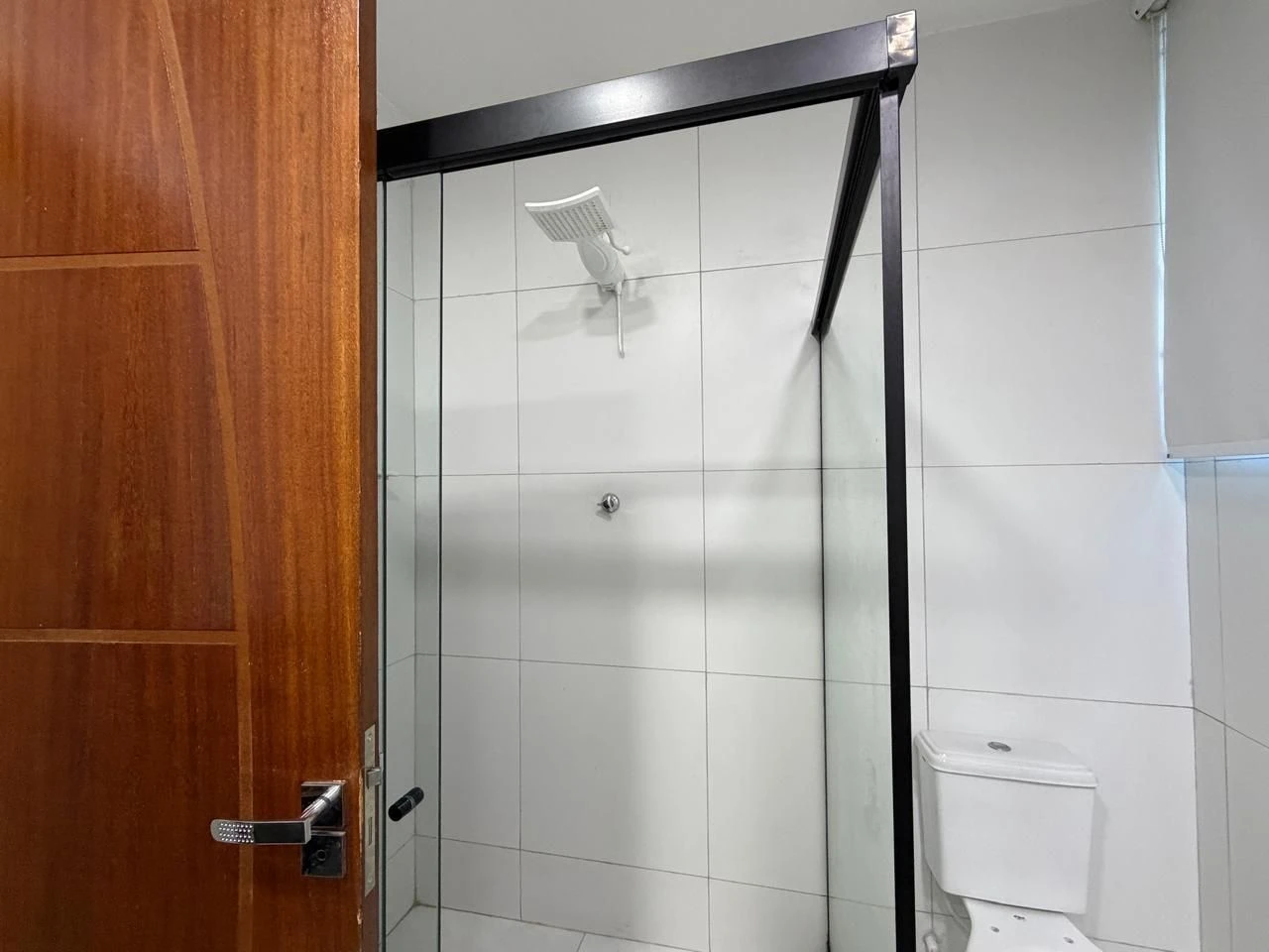 Casa em condomínio com 5 quartos e cozinha integrada — photo 46