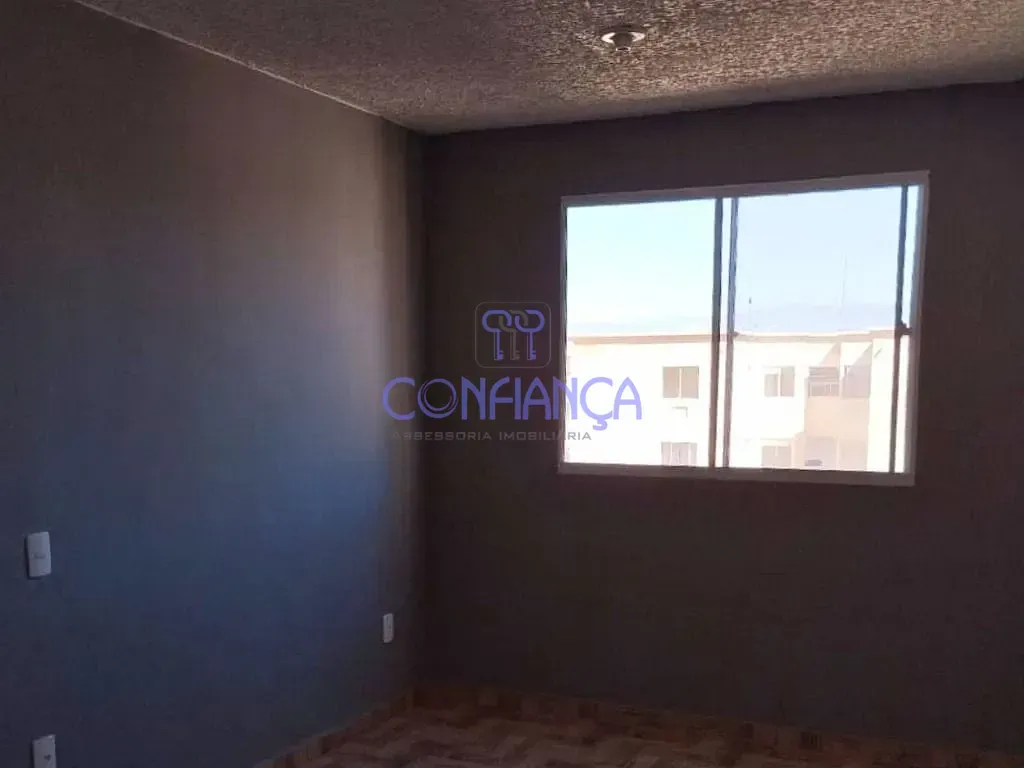 2-bedroom apartment with fitted kitchen cabinets — photo 2