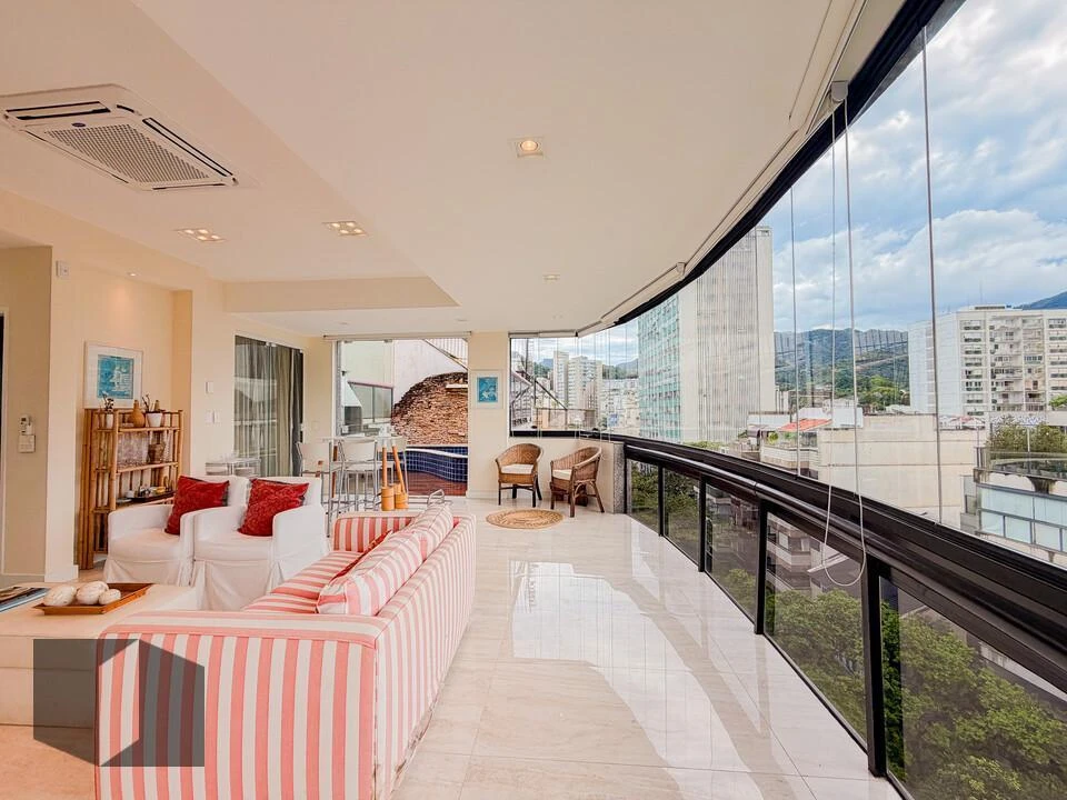 Furnished apartment, 186 m², with a grill on the balcony — photo 4