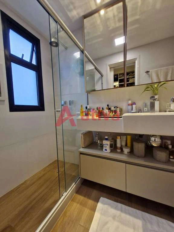 Furnished 131 m² apartment with 3 bedrooms and glass balcony — photo 2