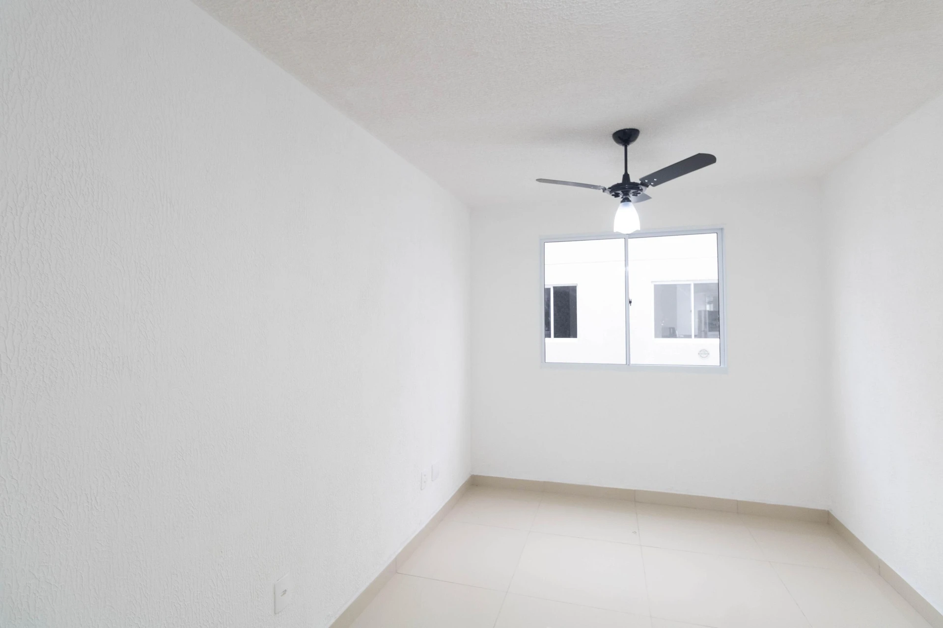 2-bedroom apartment with 1 bathroom and no parking — photo 18