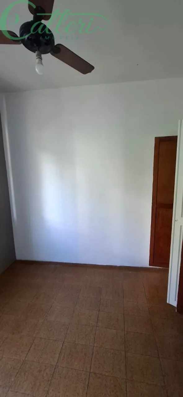 Unfurnished 3-bedroom apartment with separate kitchen — photo 8