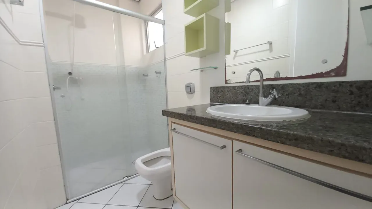 Apartment on the 4th floor with a glass-enclosed balcony — photo 32