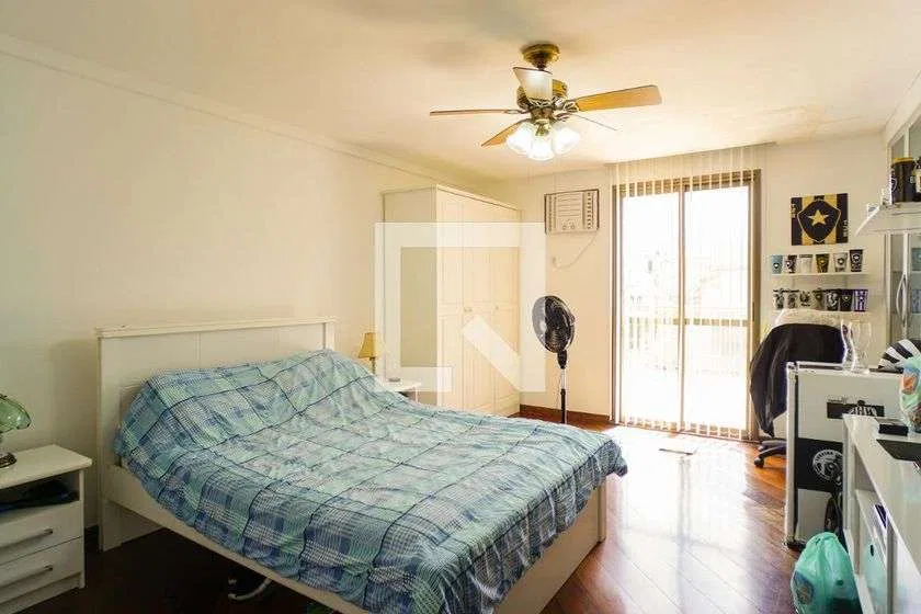Duplex with 5 bedrooms and 550 m², 5 parking spaces — photo 4
