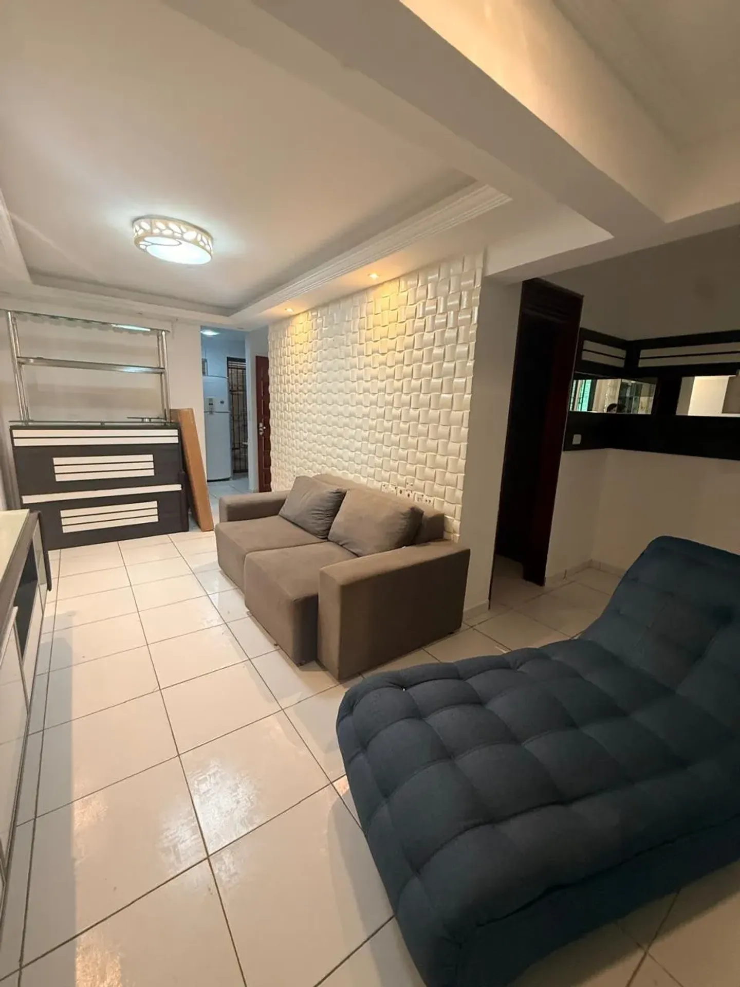 Балкон с грилем и 3 спальни: квартира 100 м² — photo 7
