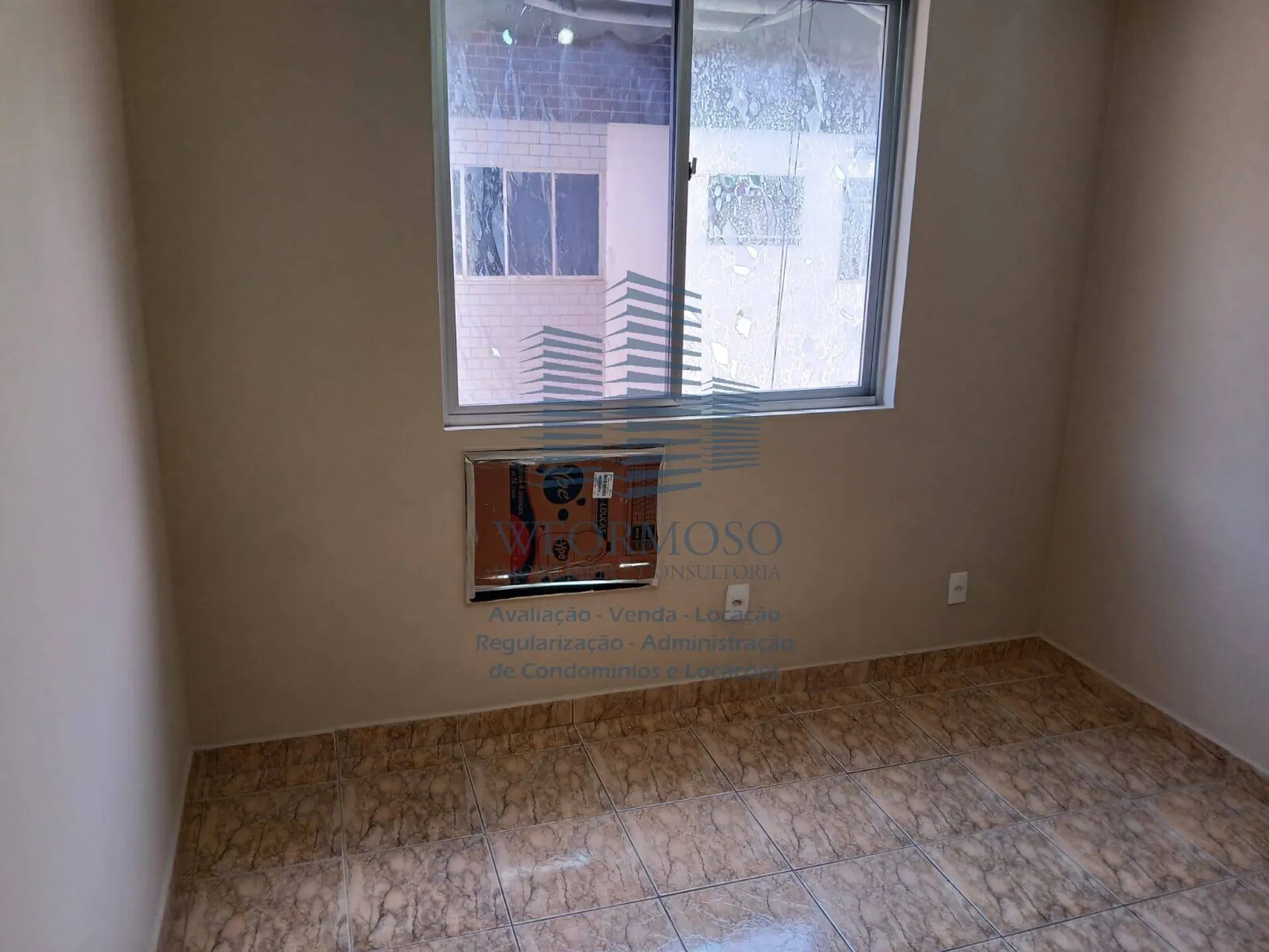 2-bedroom apartment in a building with a gym — photo 5