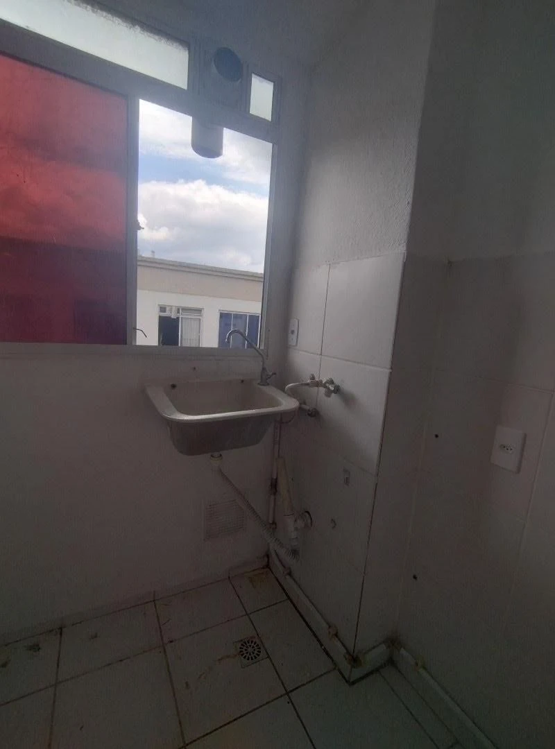 Apartamento sem mobília com 2 quartos e varanda — photo 2