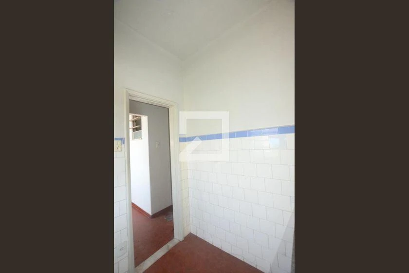 65 m² apartment with 2 bedrooms and 1 bathroom — photo 32