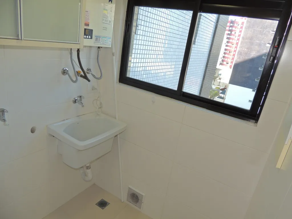 Apartamento mobiliado 1 quarto com cozinha americana e 2 vagas — photo 25