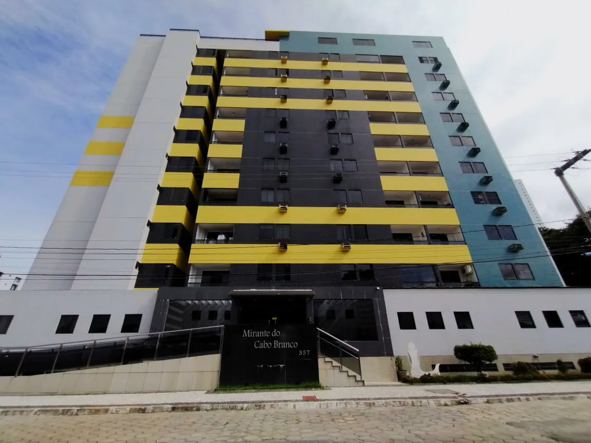 3-bedroom apartment with private BBQ area
