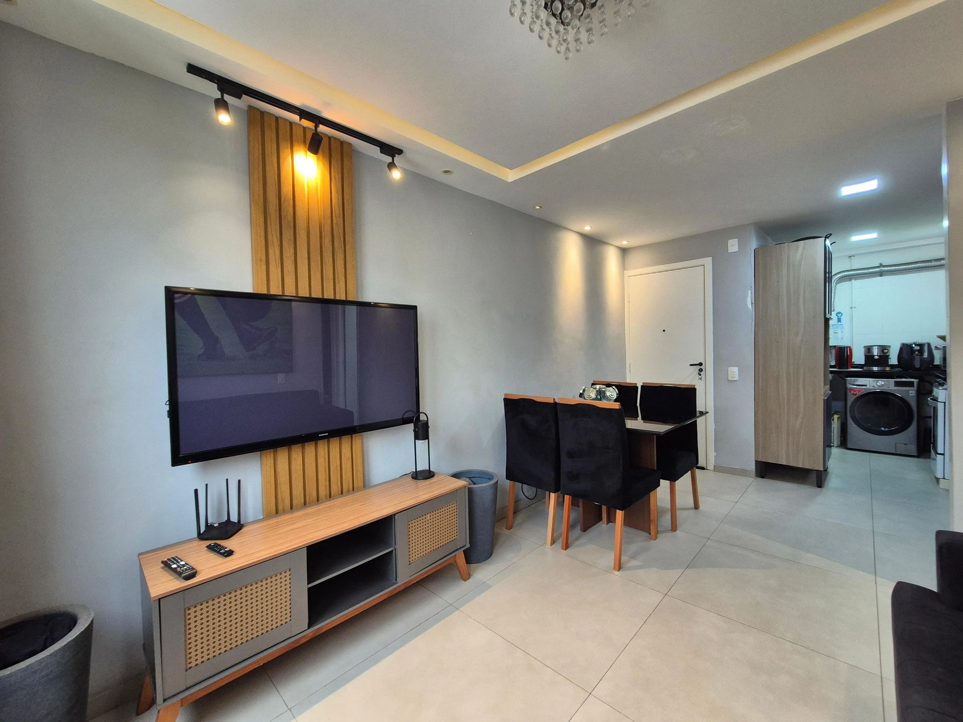 Apartamento mobiliado de 2 quartos com 1 banheiro — photo 14