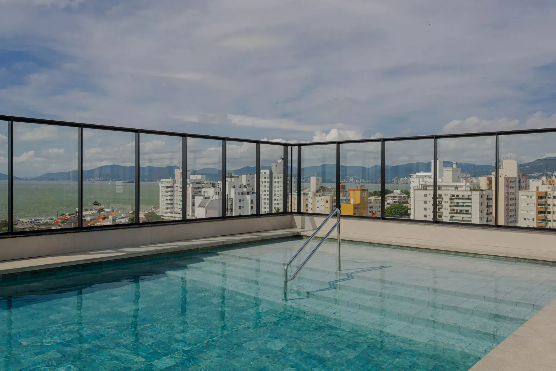 Apartamento amueblado de 30 m² con cocina abierta — photo 7