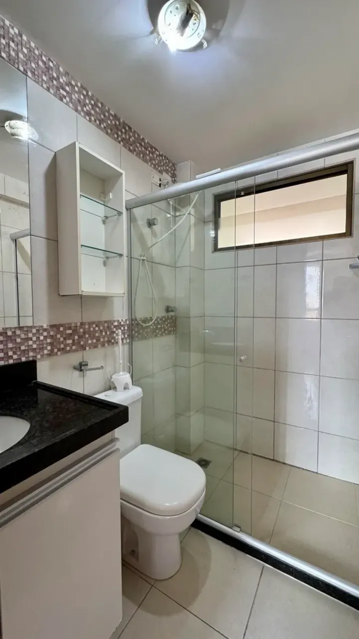 One-bedroom apartment with a washing machine — photo 2