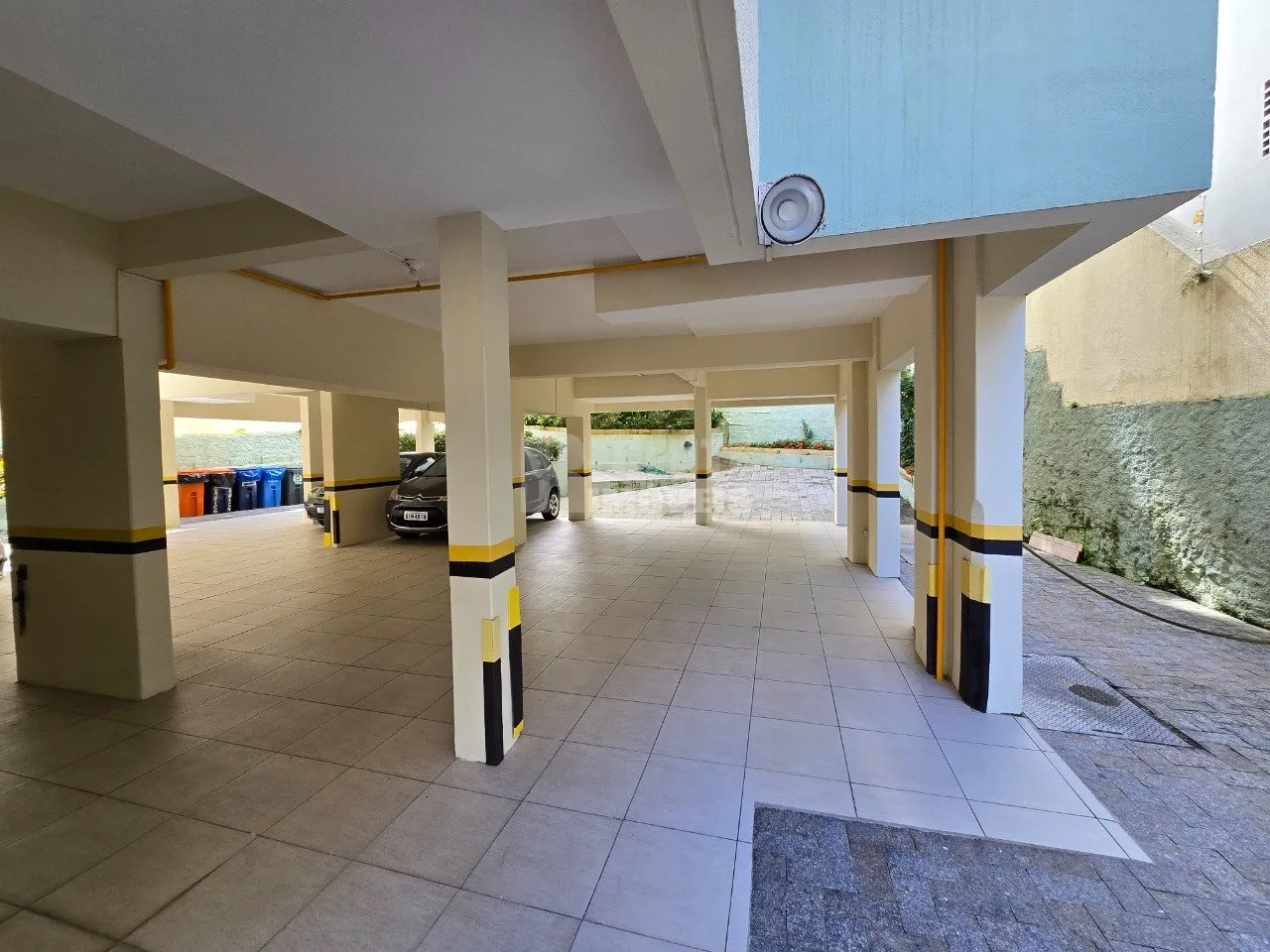 Apartamento de 2 dormitorios de 85 m² con barbacoa — photo 24