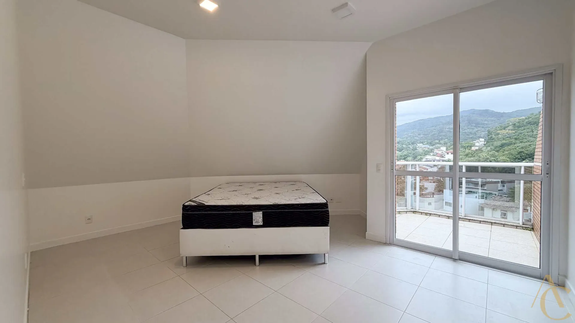 Квартира с 3 спальнями и 115 м², есть суита — photo 34