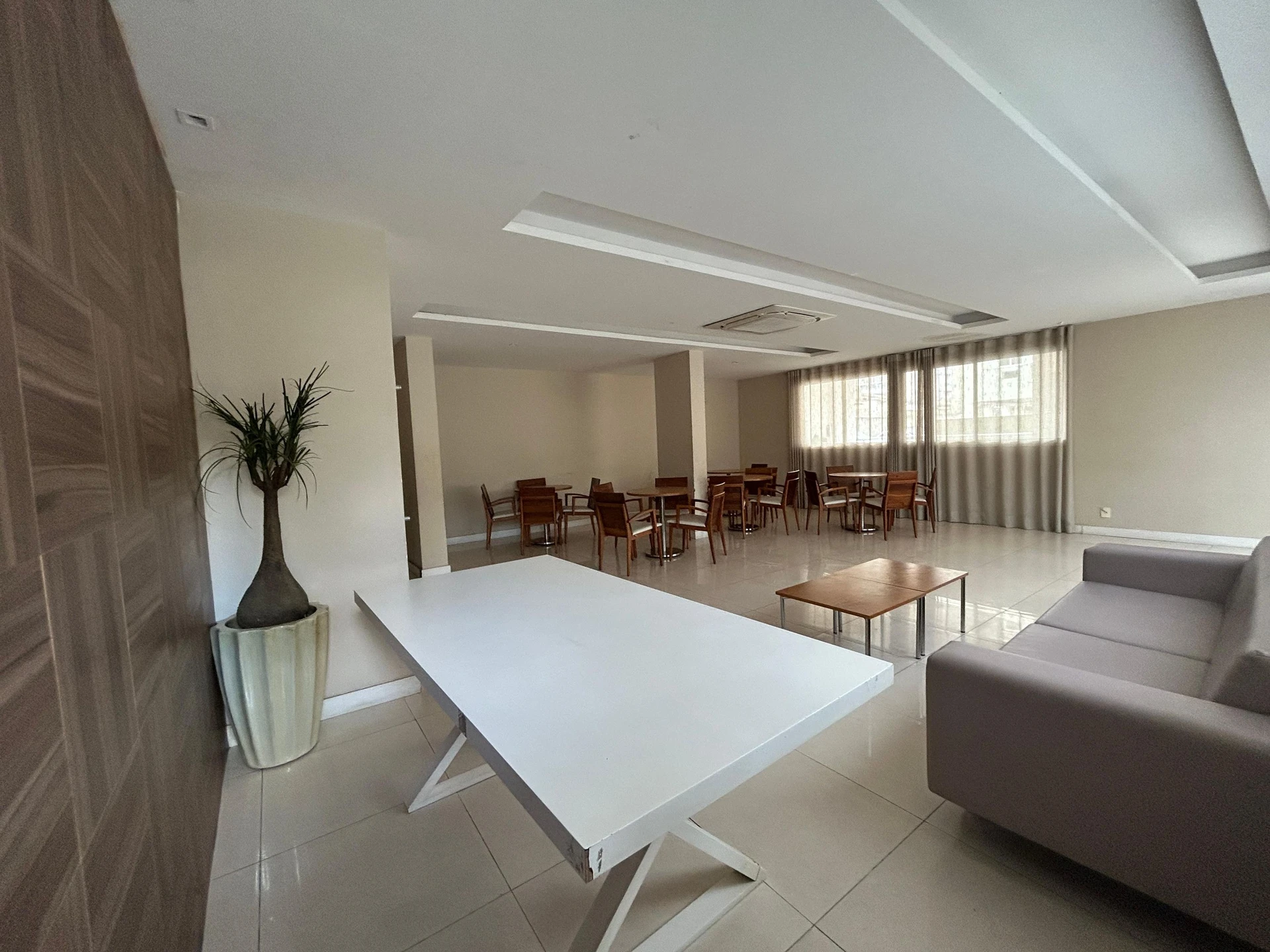 2-bedroom apartment with a mountain view in Rio de Janeiro — photo 31