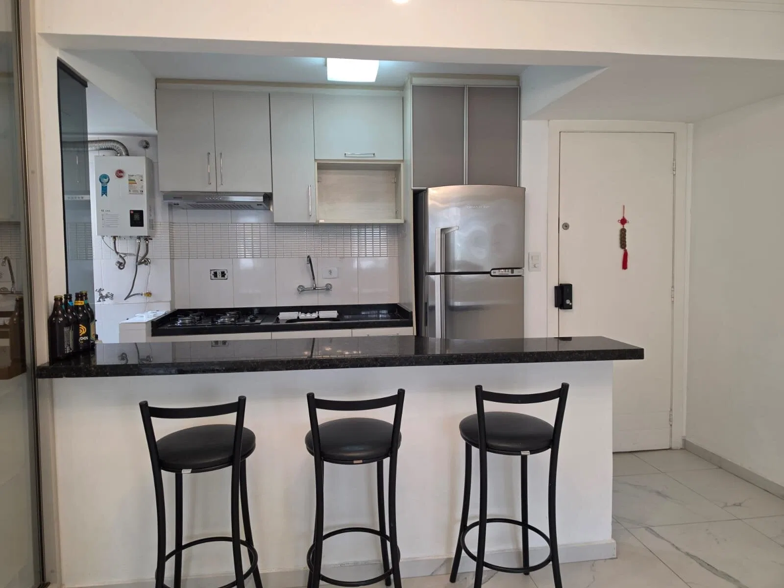 2-bedroom apartment, both with their own bathrooms, 47 m² — photo 3