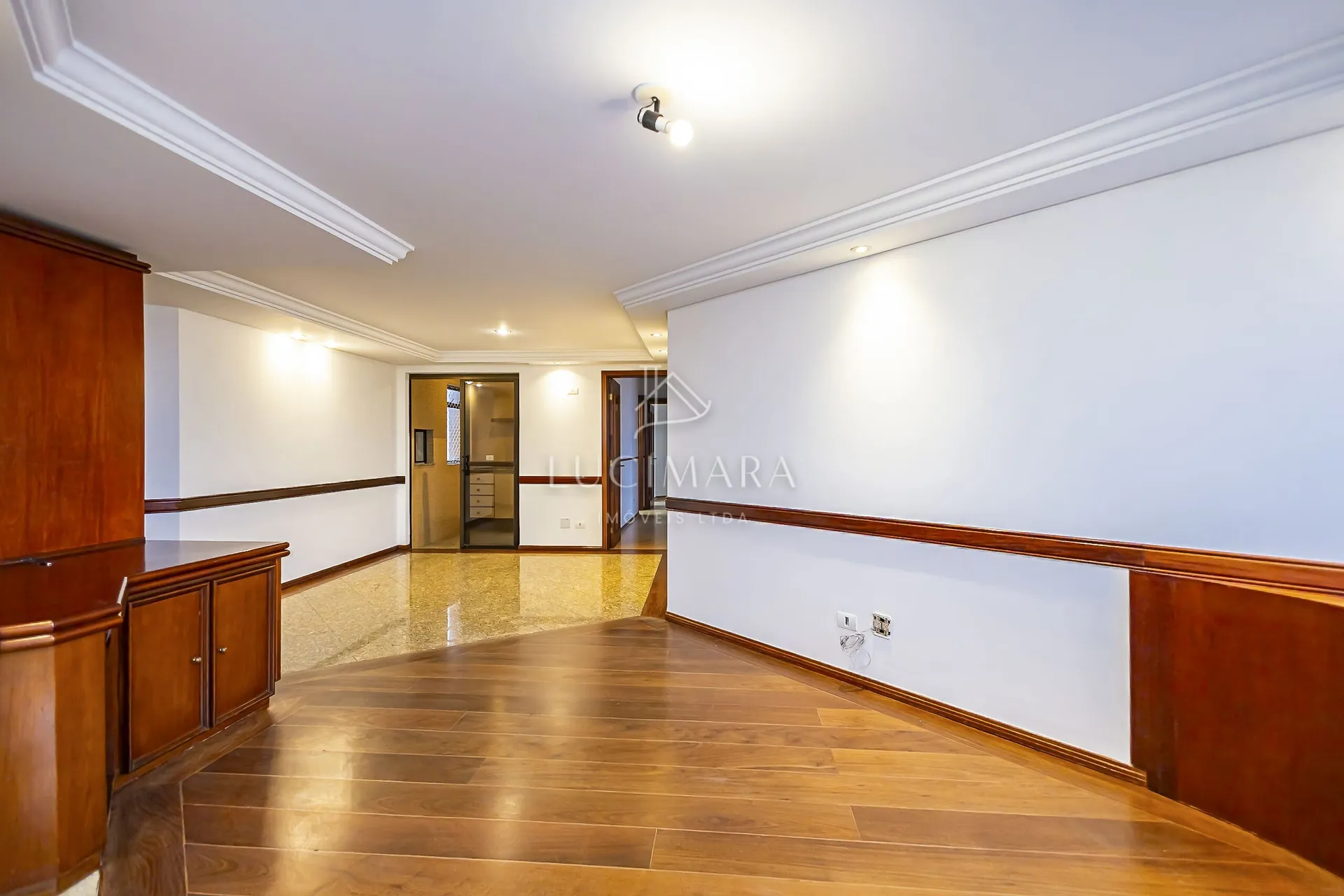 Незамеблированная квартира с 4 спальнями 427 м² — photo 36