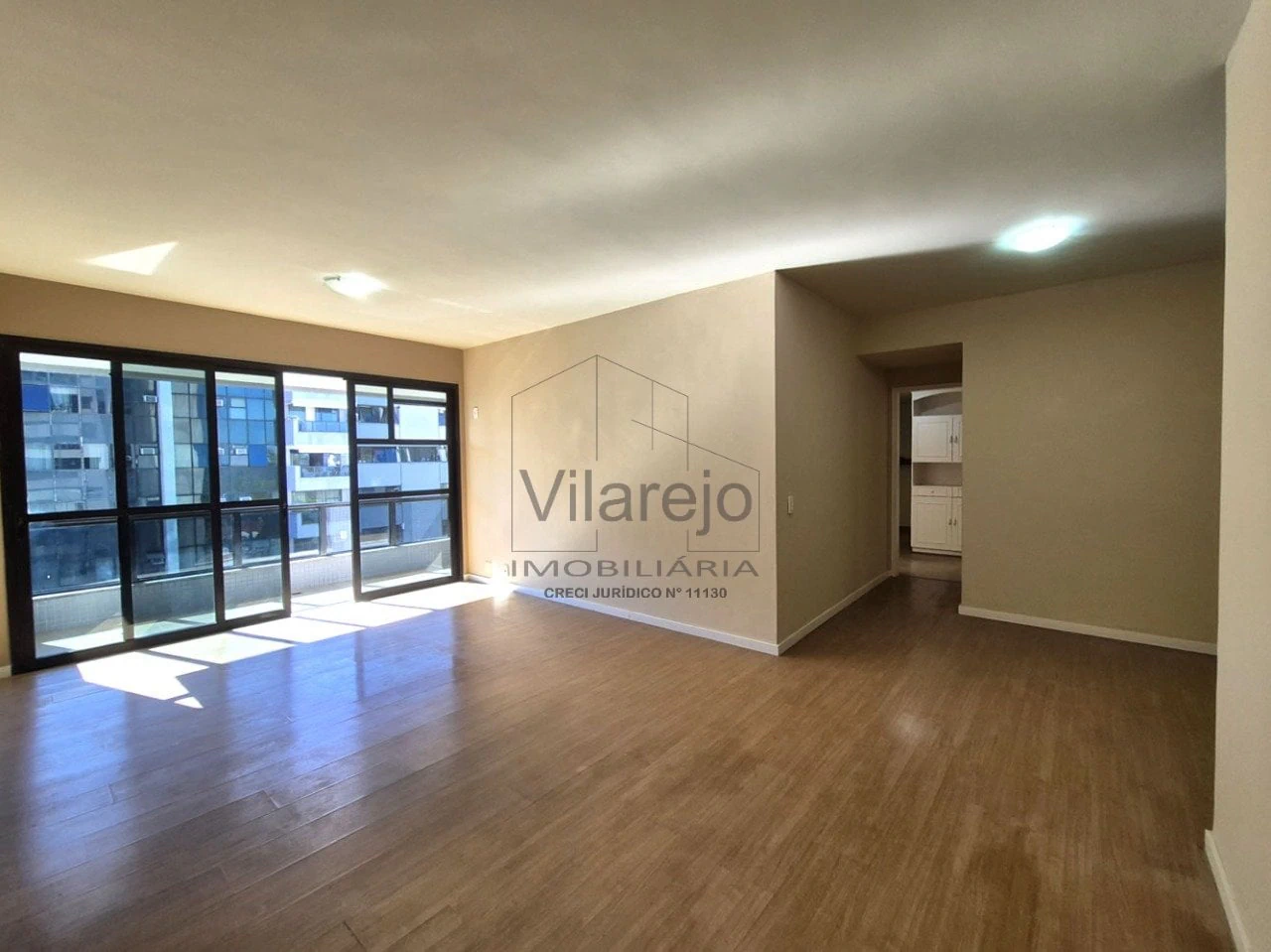 Apartamento com 123 m², 4 quartos e vista da janela — photo 3