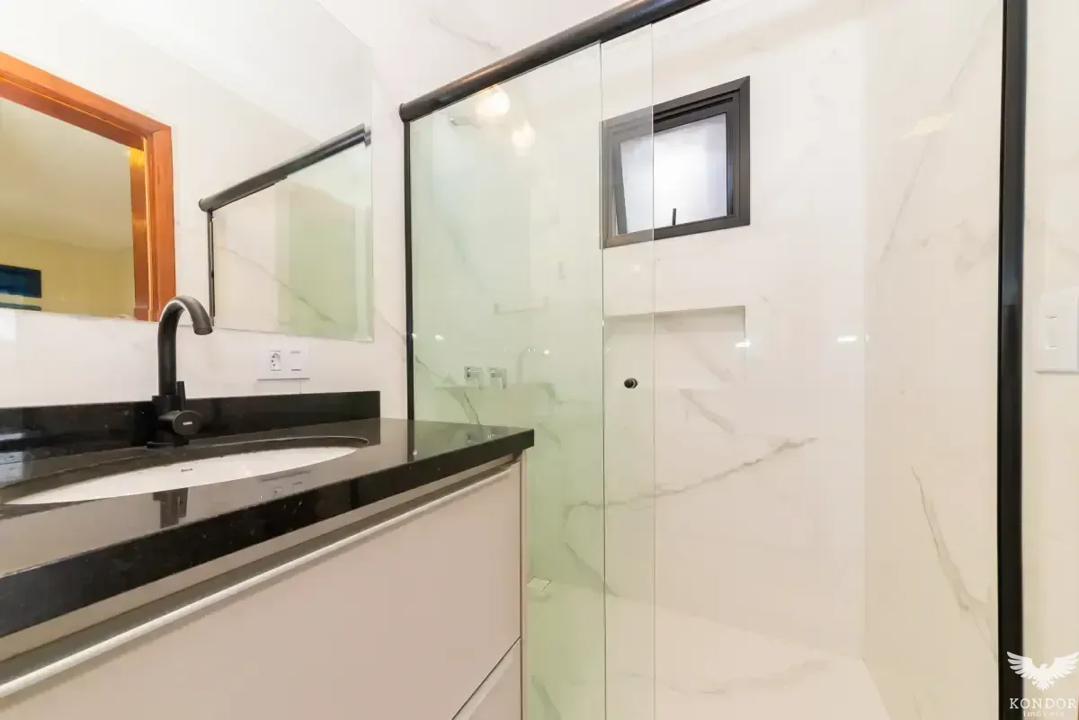 Two-story house with 230 m² and 3 bedrooms, 1 suite — photo 63