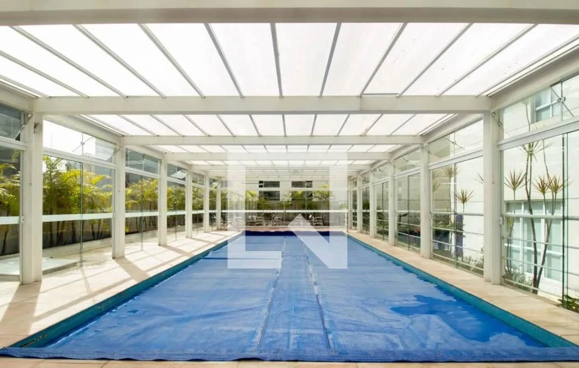 2-bedroom apartment in a building with an indoor pool — photo 11