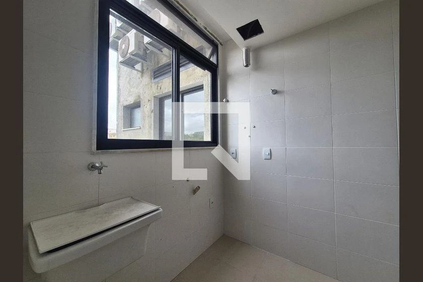 Квартира: 3 спальні, 1 з власною ванною кімнатою, 83 м² — photo 31