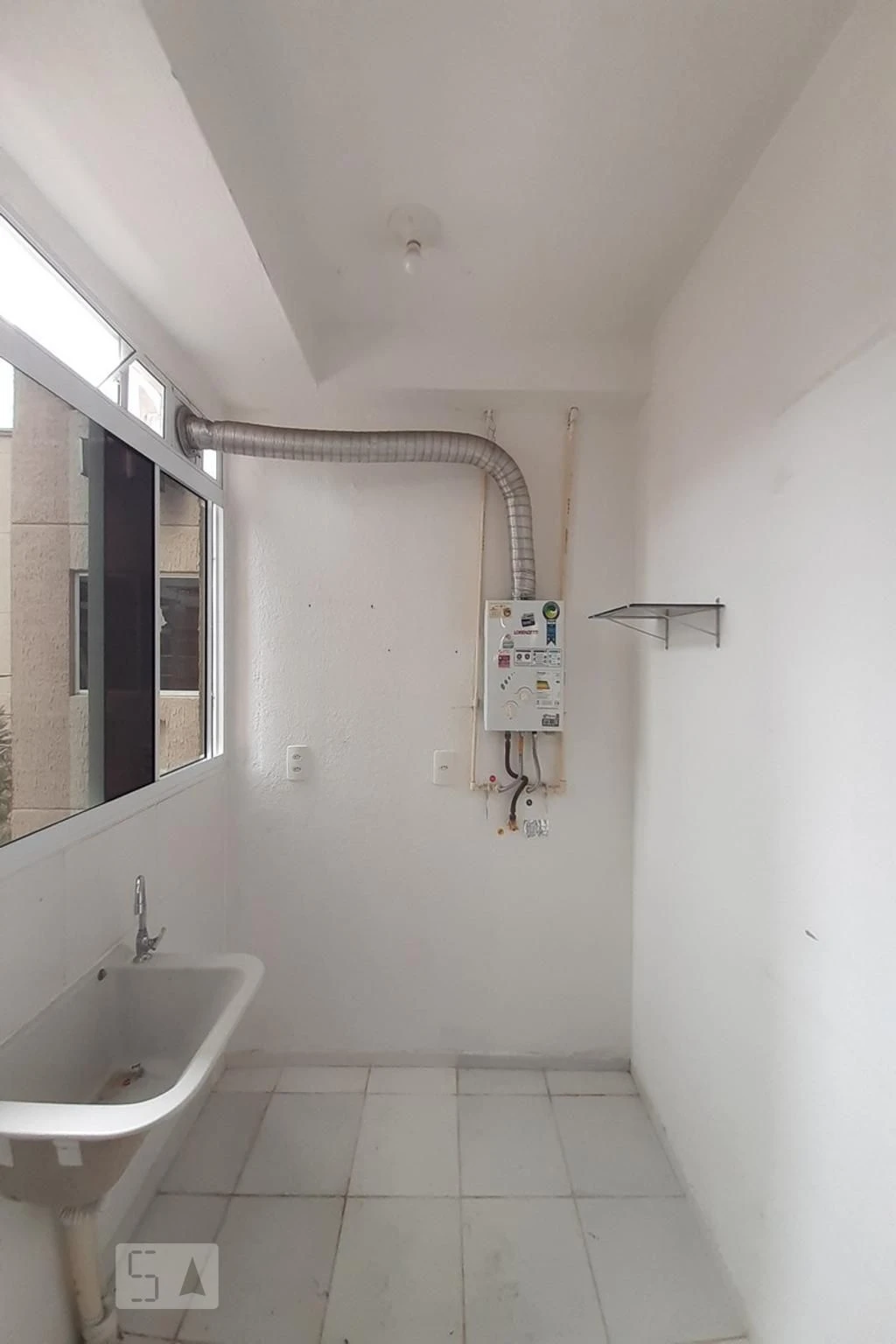 Unfurnished rental apartment with 2 bedrooms and 1 bath — photo 16