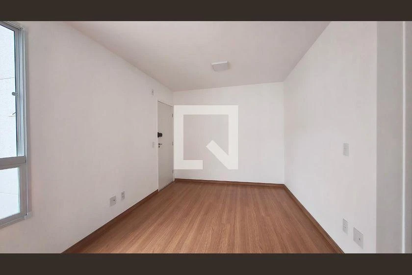 Apartment, 44 m², with wood or laminate floors — photo 5