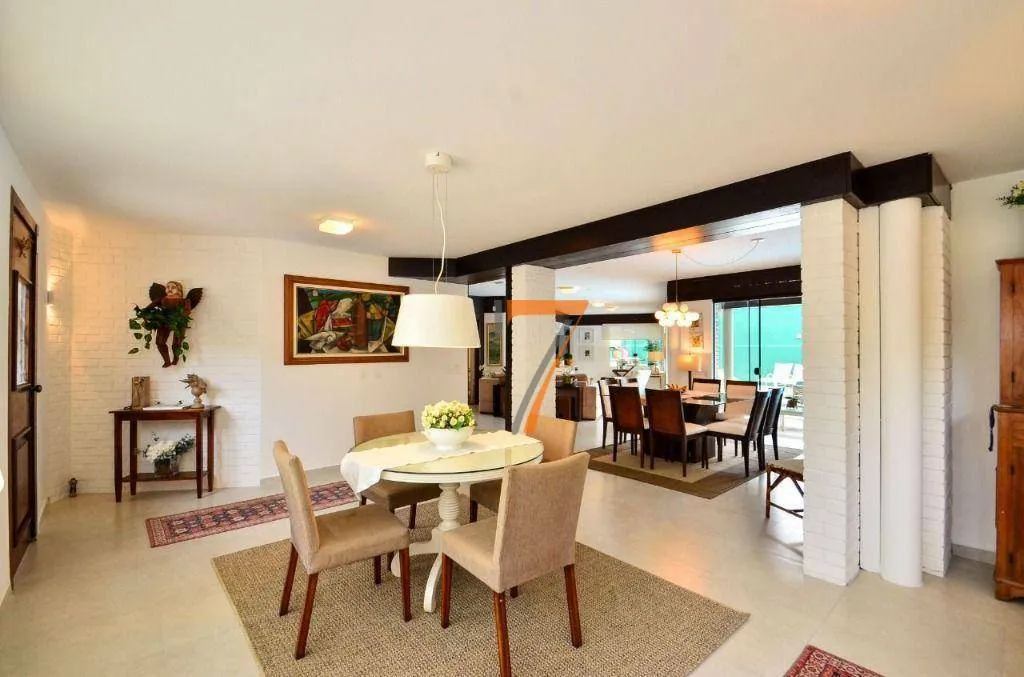 Меблированный дом с 7 спальнями и 450 м² — photo 4