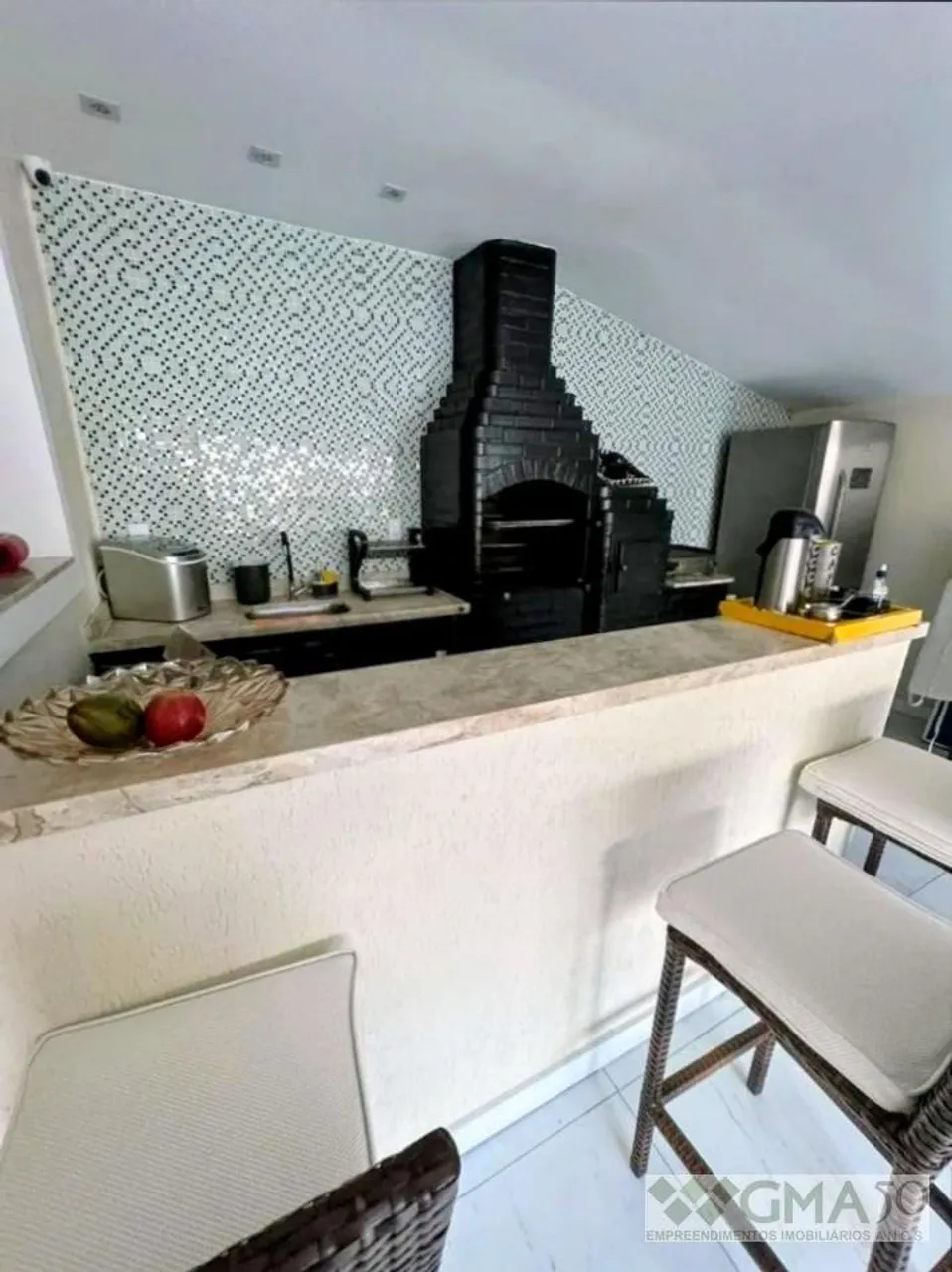Casa mobiliada com cozinha integrada e 4 quartos — photo 2