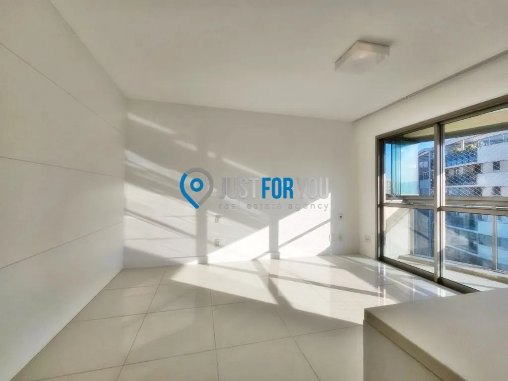 4-bedroom apartment with 233 m² and 5 bathrooms — photo 25