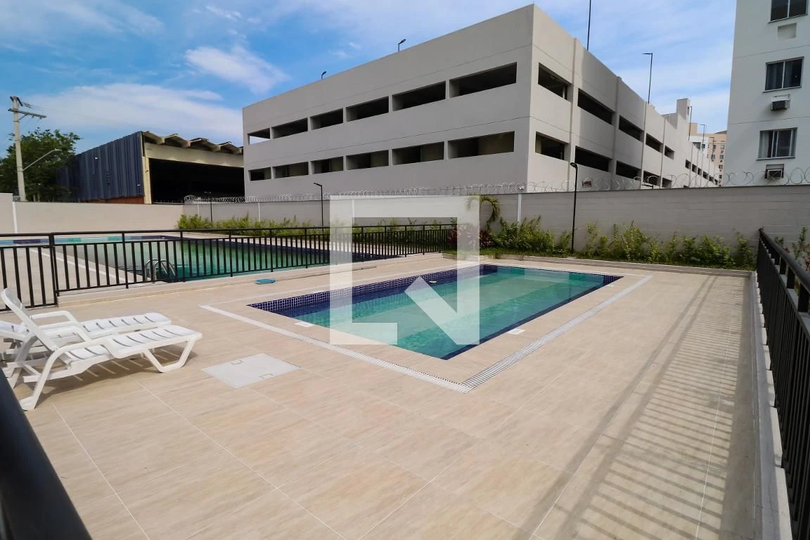 Furnished apartment, 50 m², with a glass-enclosed balcony — photo 41