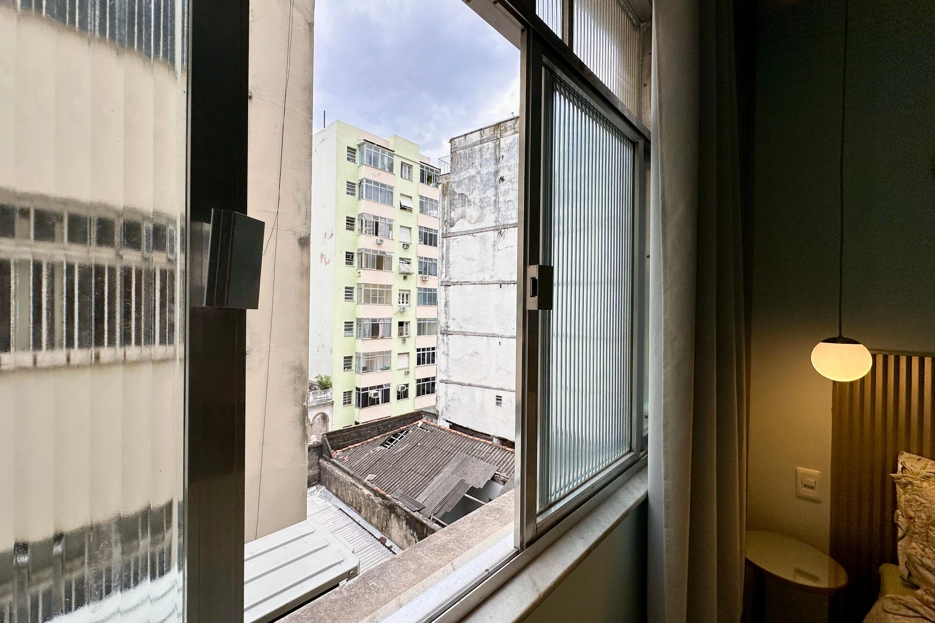Furnished studio, 29 m², with a home office — photo 16