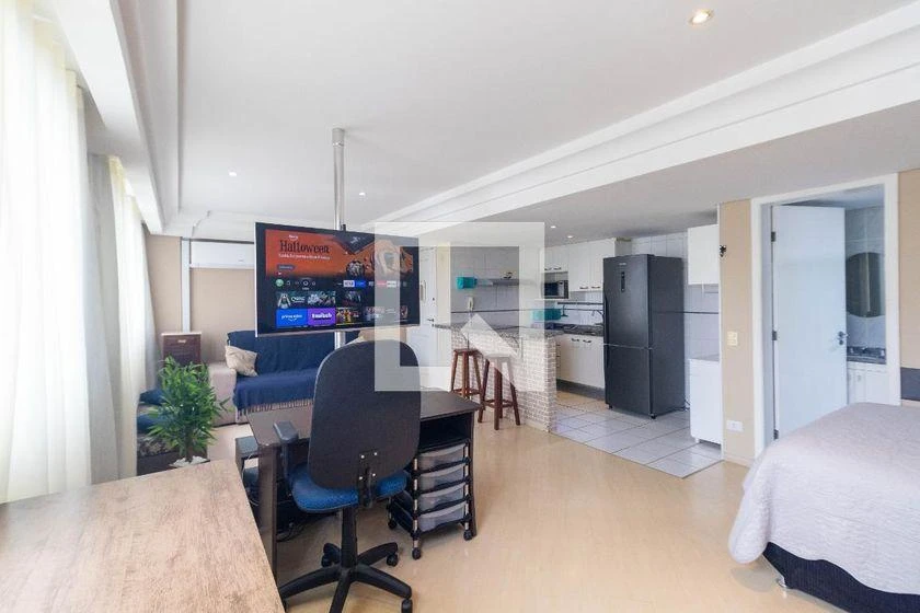 Квартира 41 м² з пральною машиною та робочим місцем — photo 4