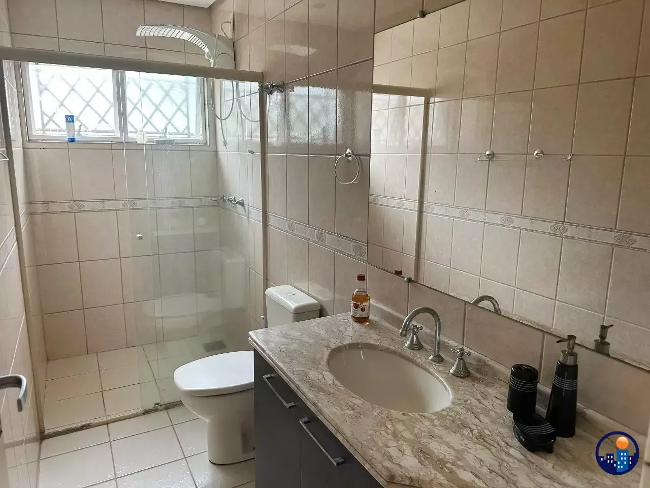 Furnished house with 3 bedrooms and 400 m² in a gated community — photo 20